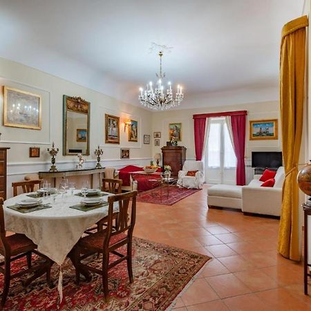 パレルモLa Casa Di Danteアパートメント エクステリア 写真
